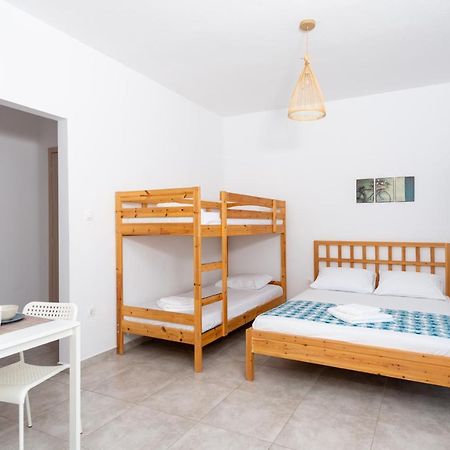 Avli Apartments Pyrgadikia Exterior photo