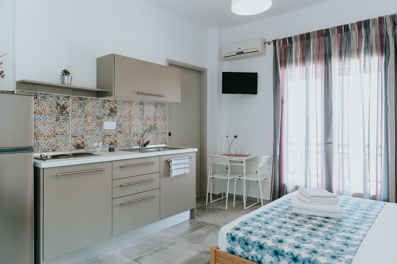 Avli Apartments Pyrgadikia Exterior photo